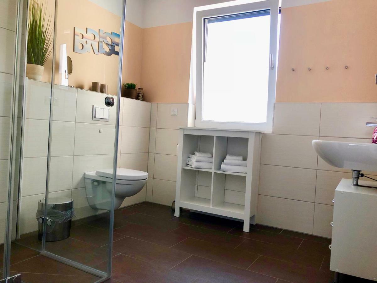 Mueritz-Brise Apartman Waren  Kültér fotó